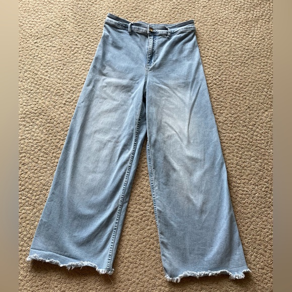 Billabong Wide Leg light wash high rise jeans - Picture 4 of 12